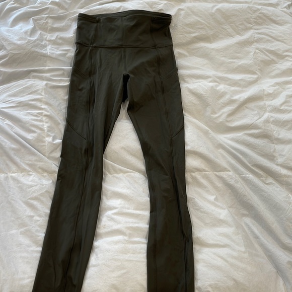 Lululemon Fast and Free Leggings - Picture 1 of 6